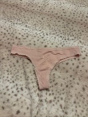 H&M Blush Lace-Trim Cotton Thong